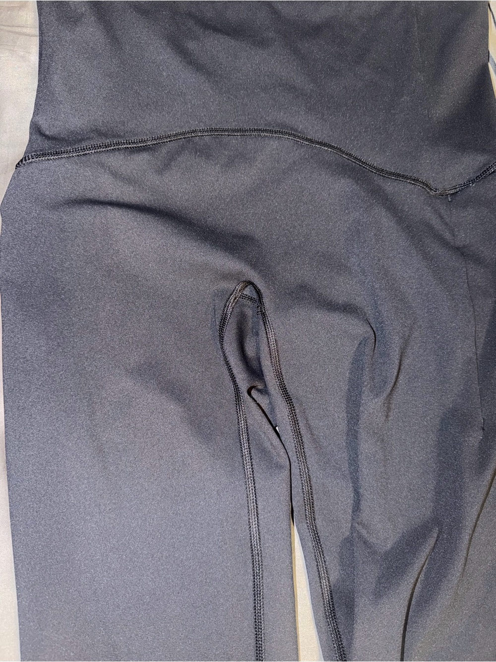 SPANX women's Black 7/8 Booty leggings with
Pockets